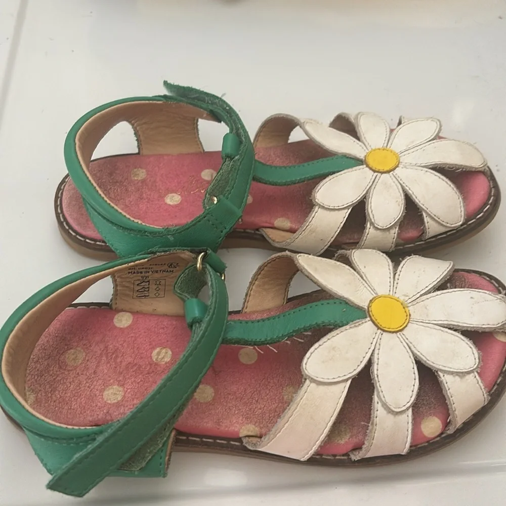 Mini Boden Floral Sandals - Green and White - Picture 4 of 6
